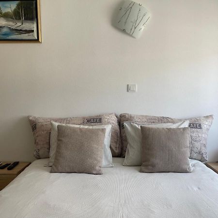 Appartamento Elena Palit Esterno foto