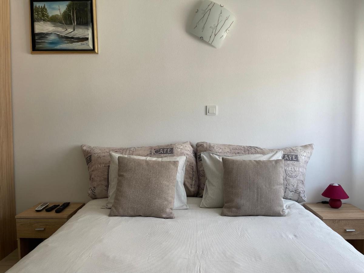 Appartamento Elena Palit Esterno foto